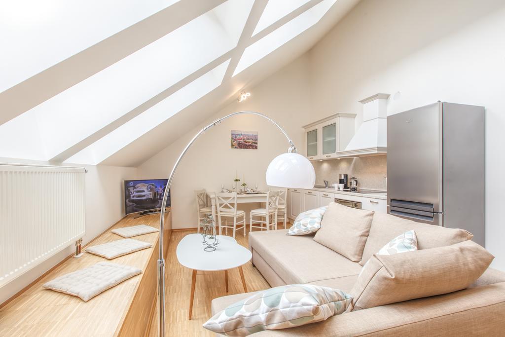 Modern Apartment Charvatova براغ المظهر الخارجي الصورة