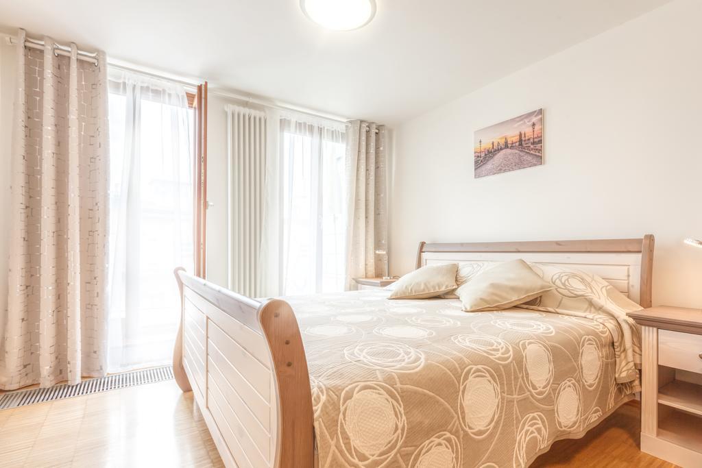 Modern Apartment Charvatova براغ المظهر الخارجي الصورة