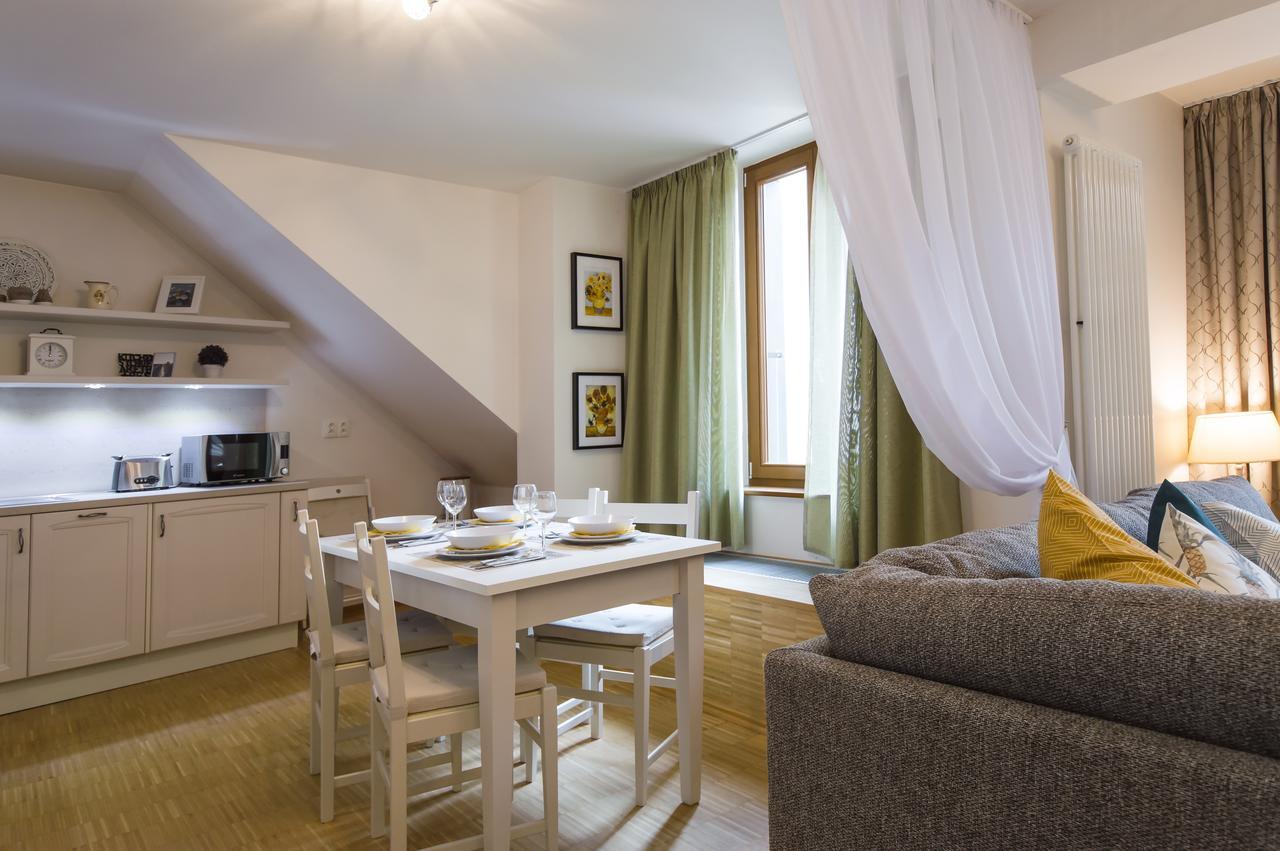 Modern Apartment Charvatova براغ المظهر الخارجي الصورة