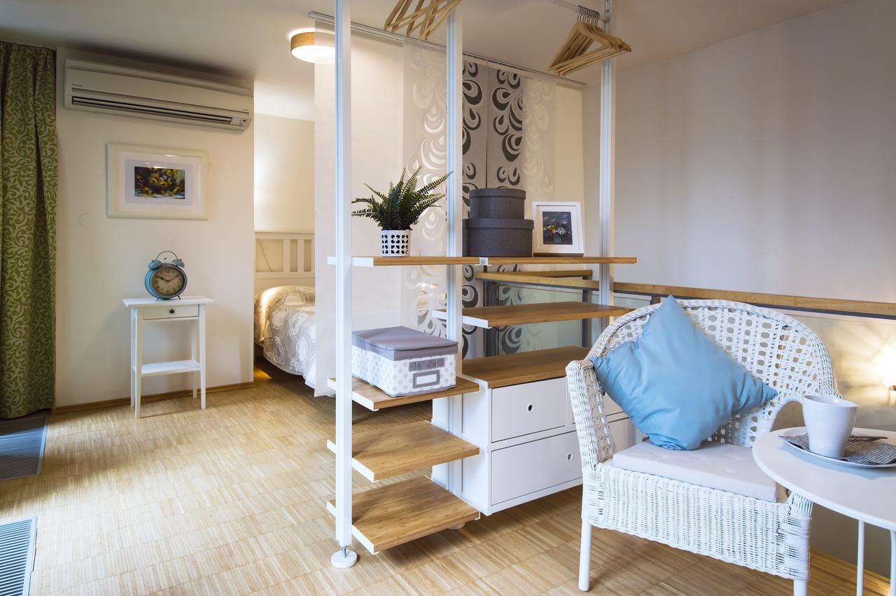Modern Apartment Charvatova براغ المظهر الخارجي الصورة