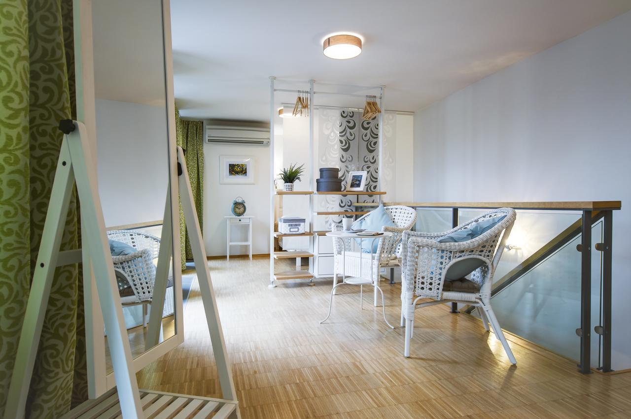 Modern Apartment Charvatova براغ المظهر الخارجي الصورة