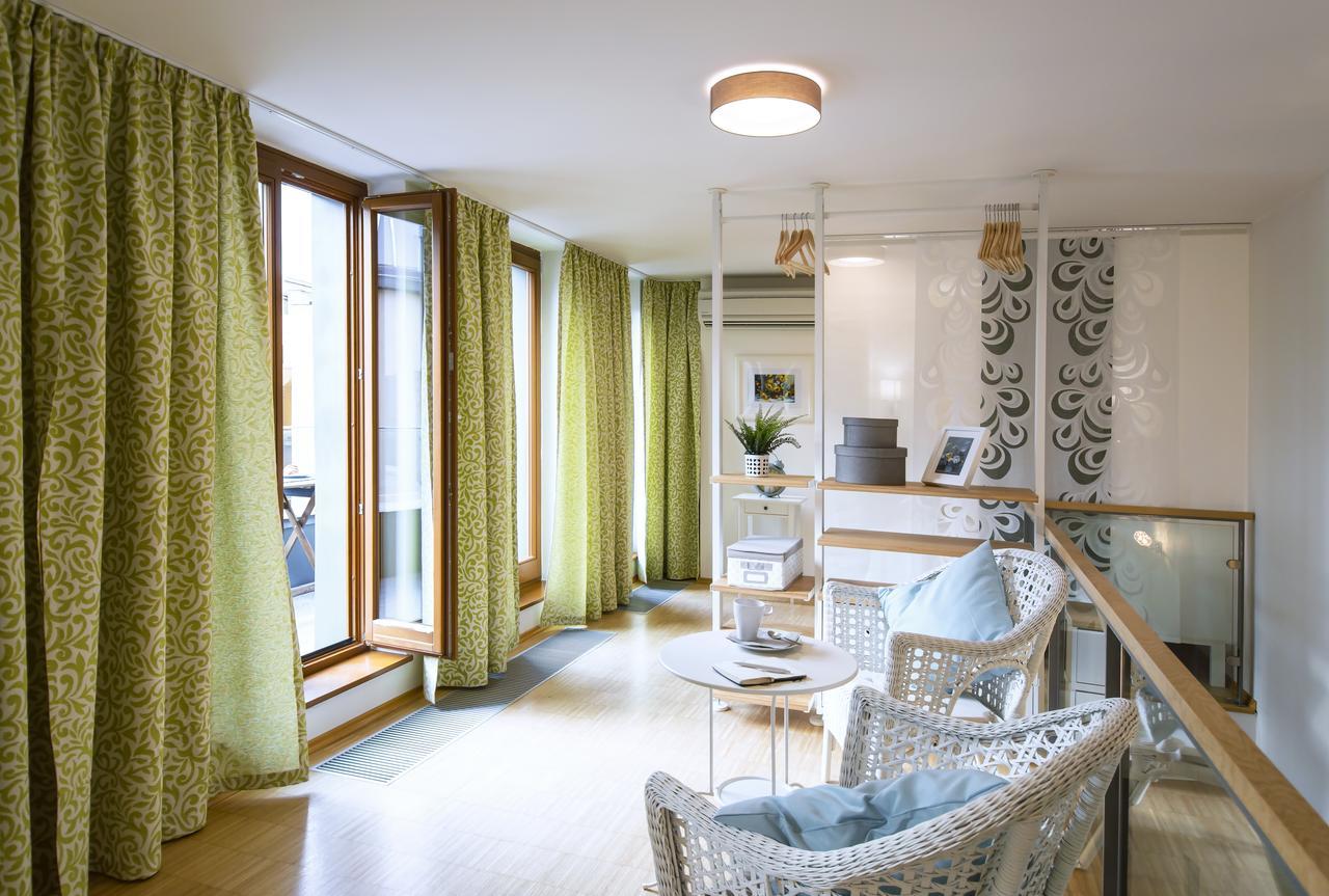 Modern Apartment Charvatova براغ المظهر الخارجي الصورة
