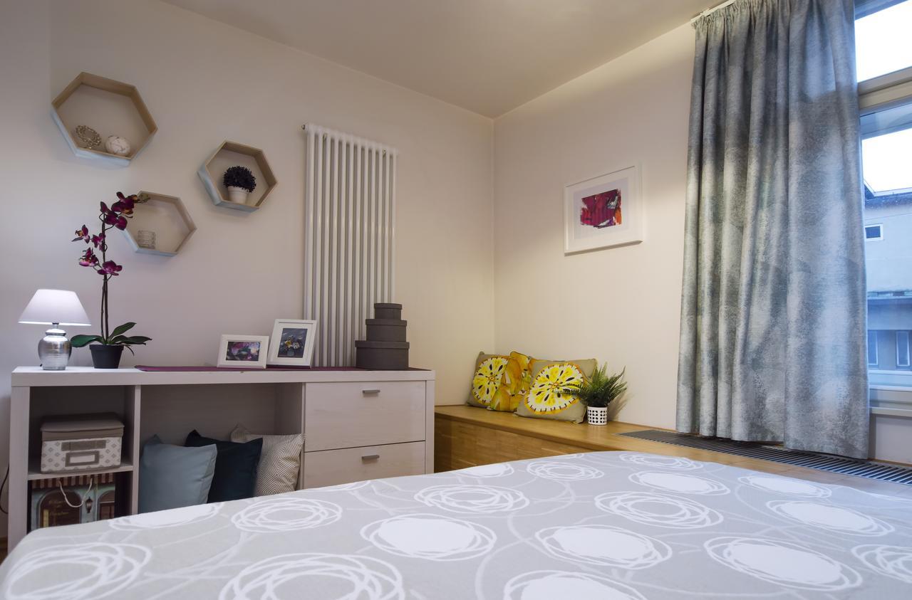 Modern Apartment Charvatova براغ المظهر الخارجي الصورة