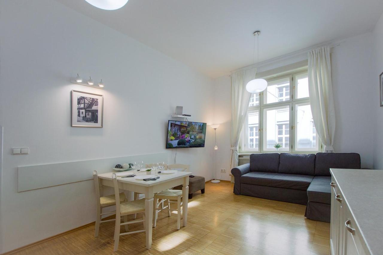 Modern Apartment Charvatova براغ المظهر الخارجي الصورة