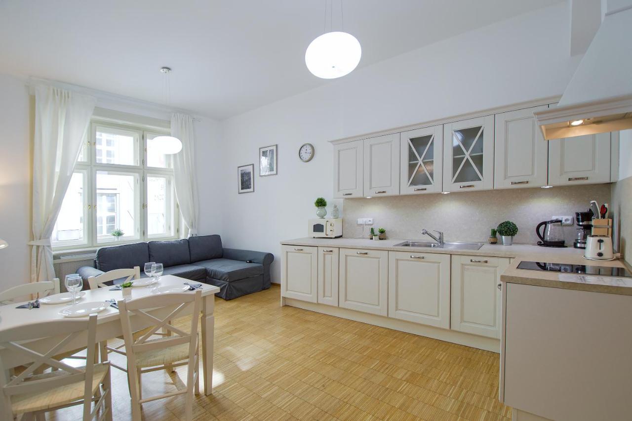 Modern Apartment Charvatova براغ المظهر الخارجي الصورة