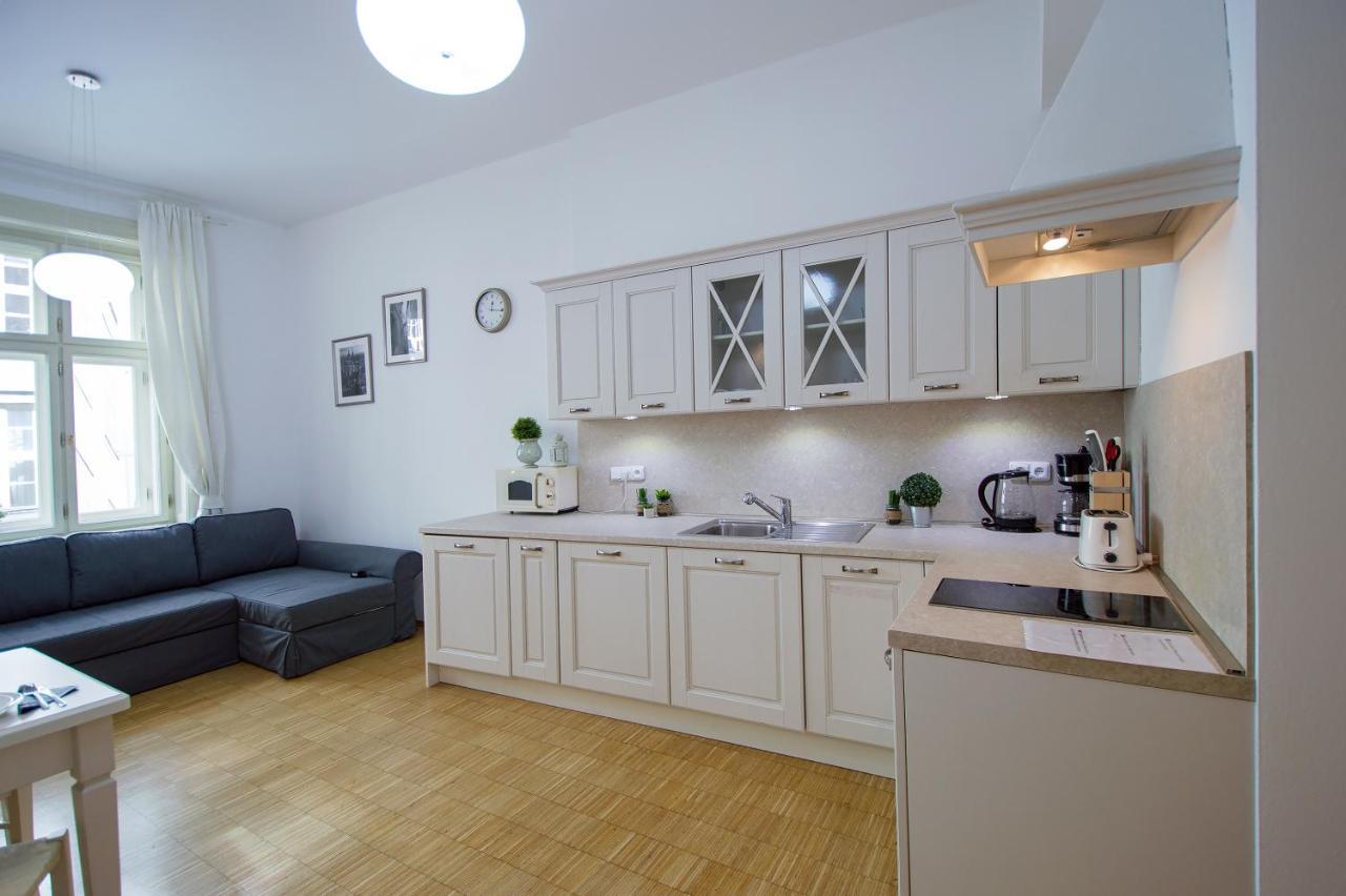 Modern Apartment Charvatova براغ المظهر الخارجي الصورة